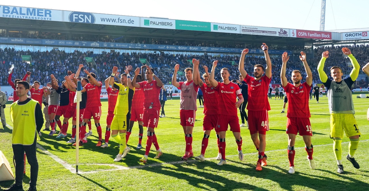 HSV sichert sich nach hartem Gang Rang drei und die Relegation