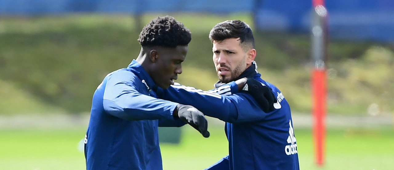 Onana verlässt den HSV - geht auch Gjasula?