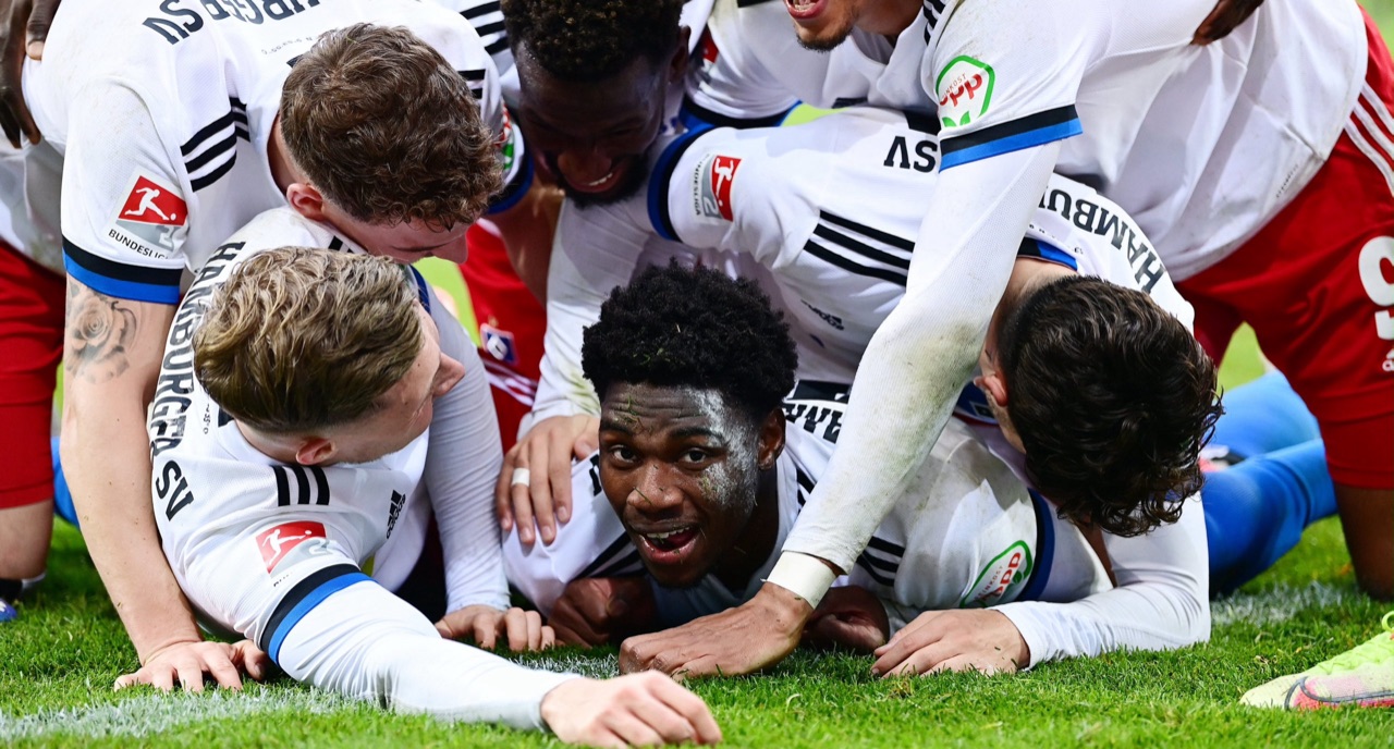 4:1 gegen Regensburg - endlich der zweite Heimsieg! Und was für einer...!