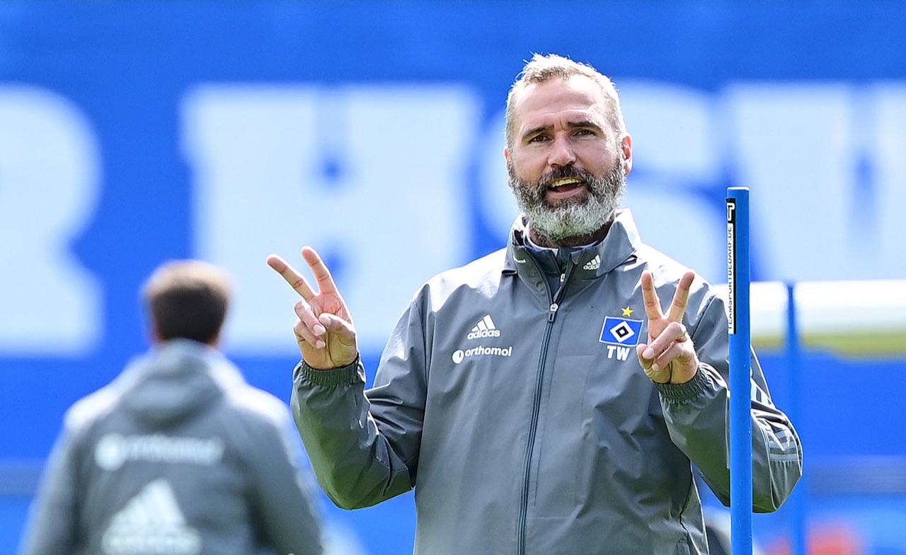 HSV-Trainer Walter vermeidet Zukunft-Debatte - Hannover 96 nicht