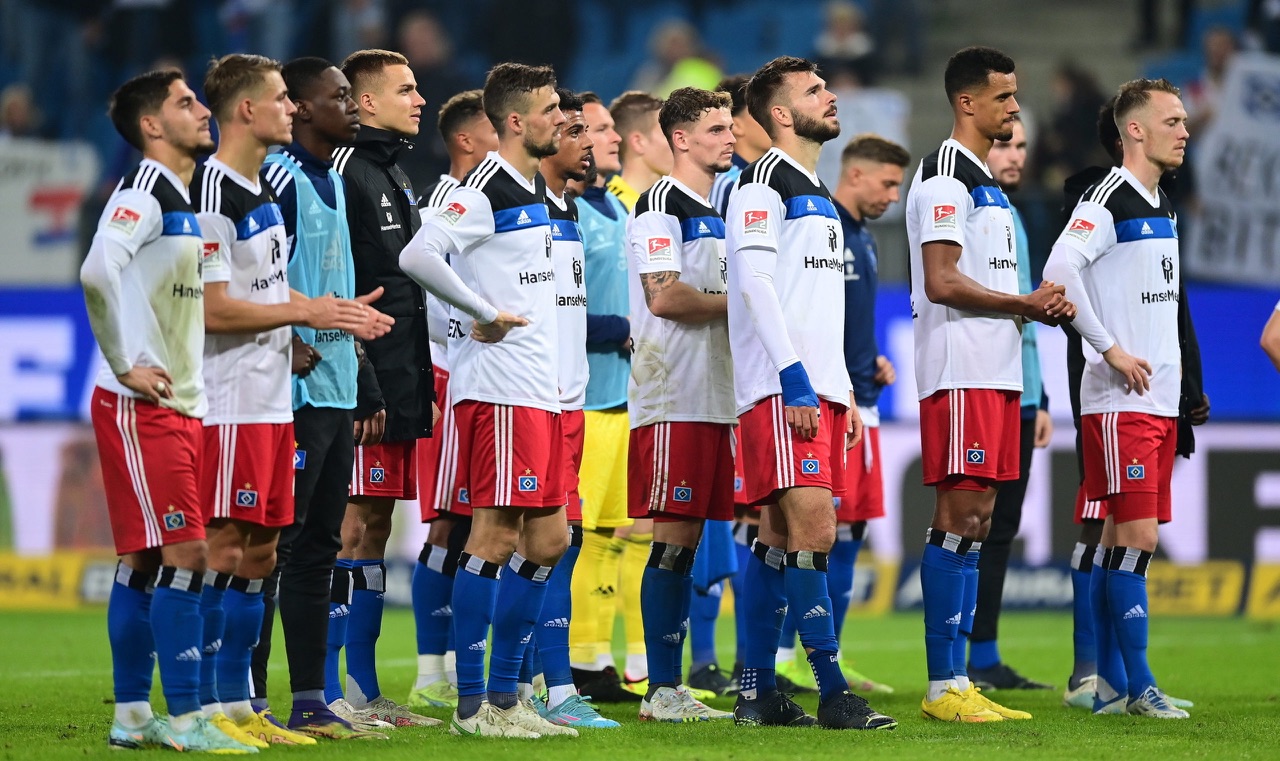 Nur 1:1 gegen starkes Kaiserslautern - HSV schwächelt