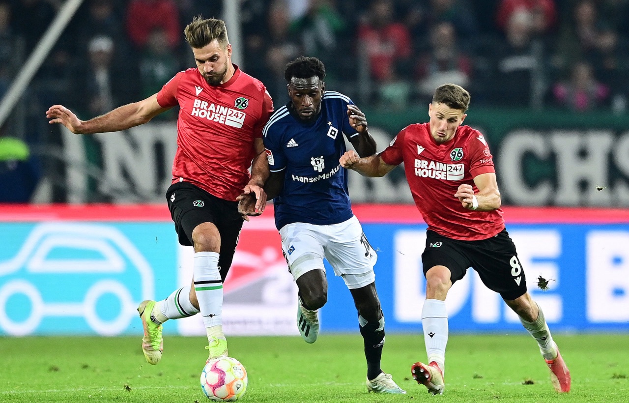 Gegen Hannover 96 geht es um mehr als drei Punkte