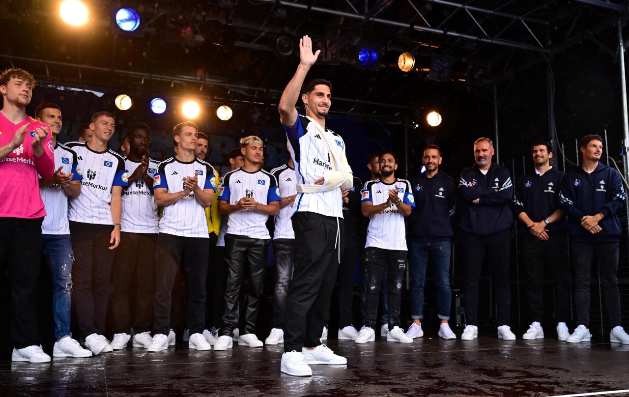 Fünf Tage noch - der HSV hat mehr Sorgen als Antworten