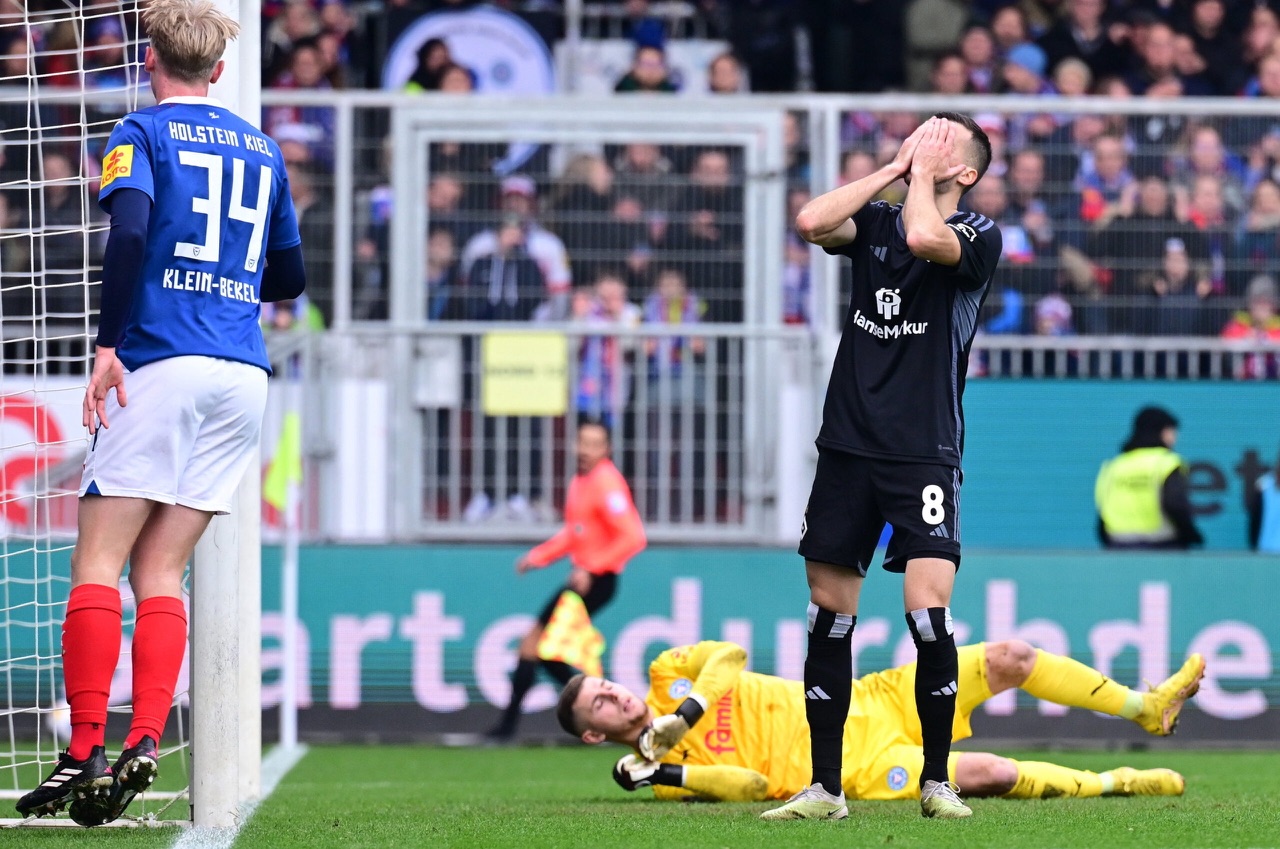 Null Lerneffekt - null Entwicklung - null Punkte. HSV verliert auch in Kiel