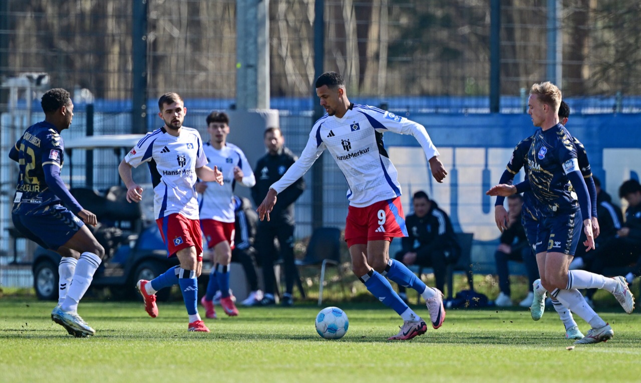 Glatzel glücklich über Tor-Comeback - der HSV testet erfolgreich