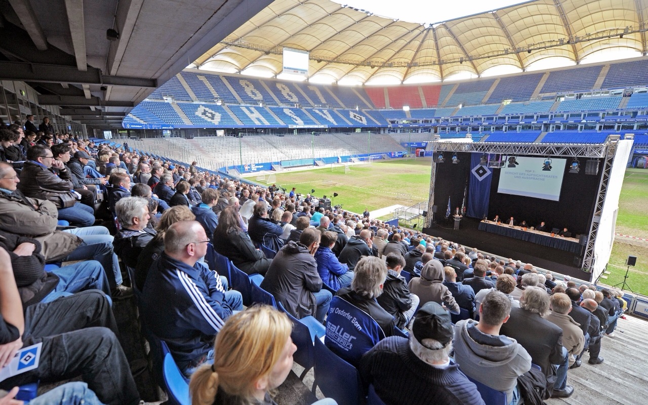 HSV-Mitgliederversammlung: Harmonie auf der Bühne – Machtspiele im Hintergrund