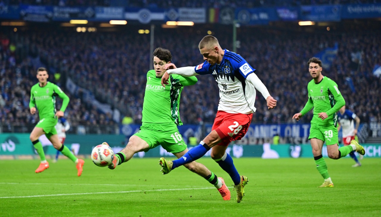 27:6 Torschüsse: HSV verpasst Sieg gegen Gladbach