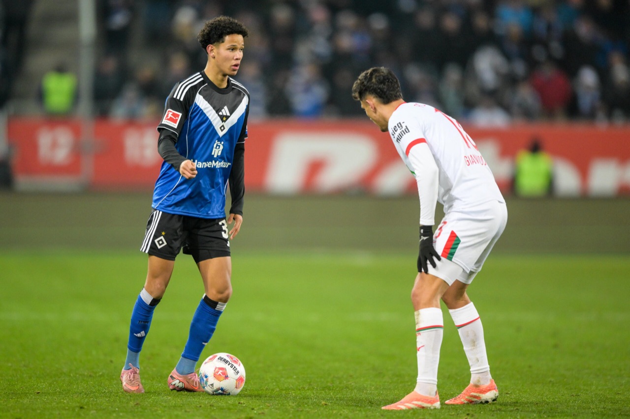 Richtungsweisendes Spiel: HSV kämpft gegen Augsburg um wichtige Punkte